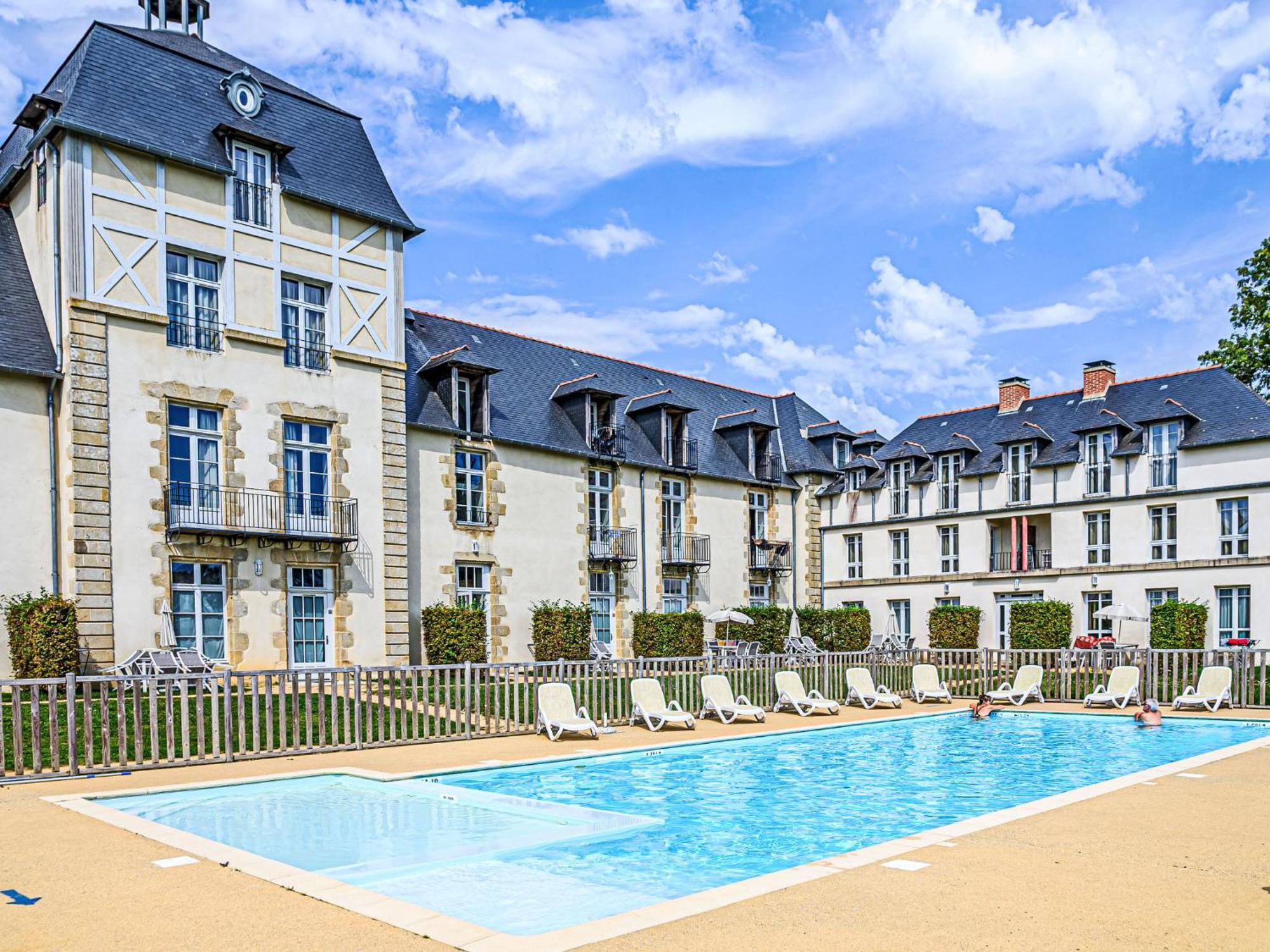 Apartment Le Chateau De Kergonano-13 By Interhome Baden Ngoại thất bức ảnh