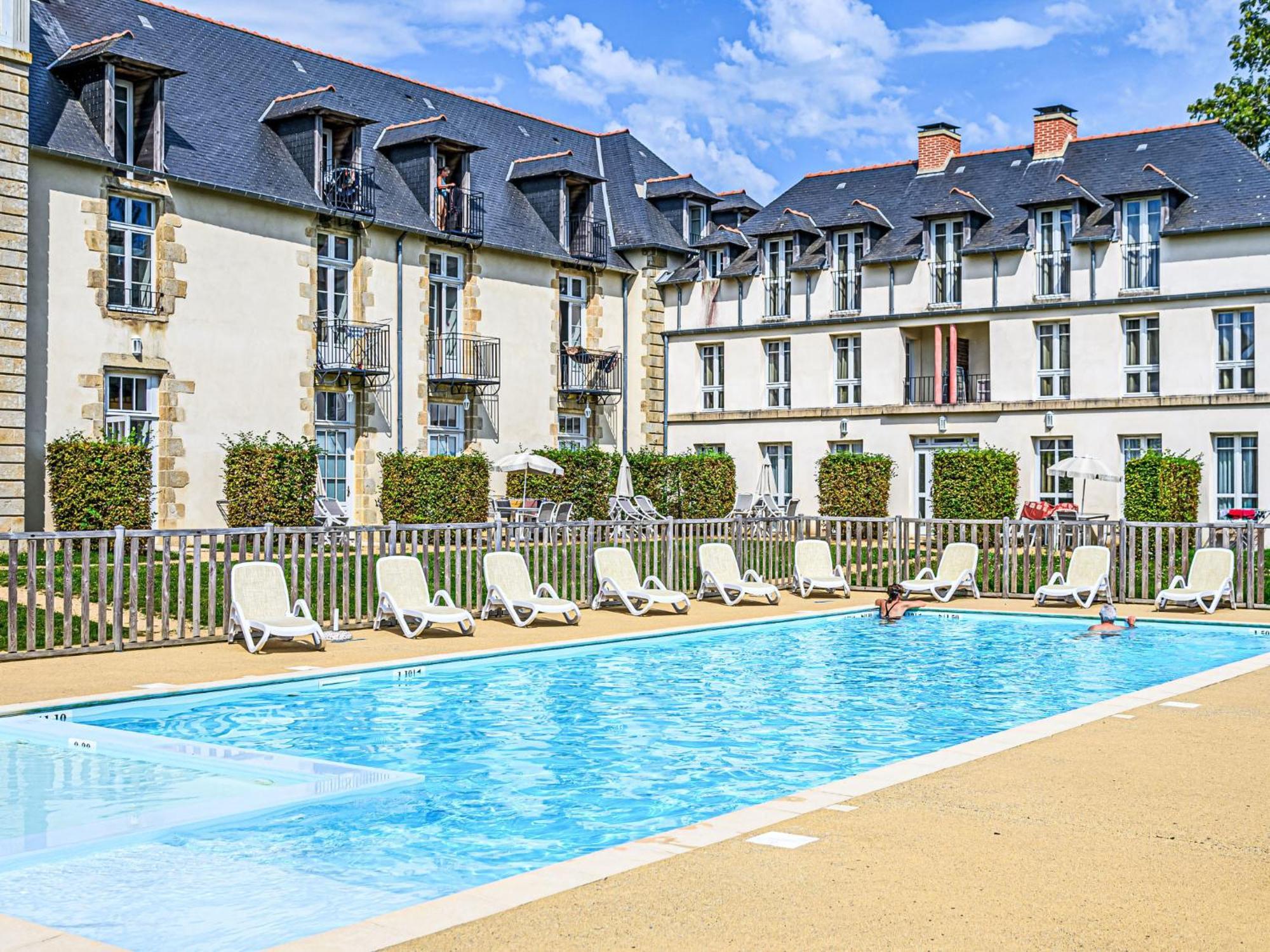 Apartment Le Chateau De Kergonano-13 By Interhome Baden Ngoại thất bức ảnh